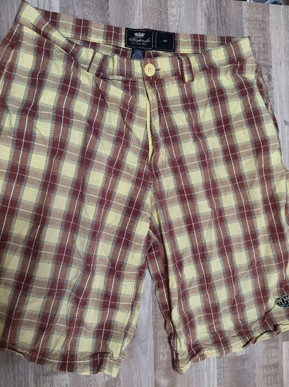Akademiks Yellow & Brown Plaid Hybrid Shorts Sz 36